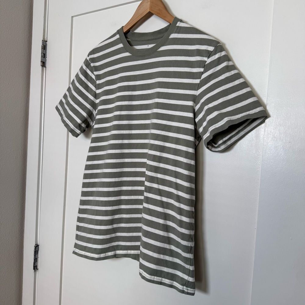 Everlane Tee T-Shirt Mens Sz M Green Striped Short Sleeve Organic Cotton Casual - Picture 2 of 9